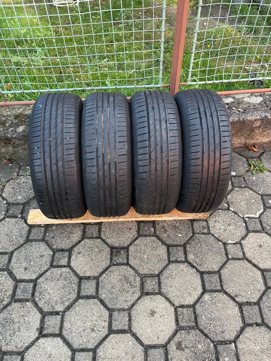 Letní pneu Nexen 185/60 R15