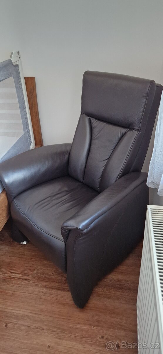 Kozene kreslo Himolla