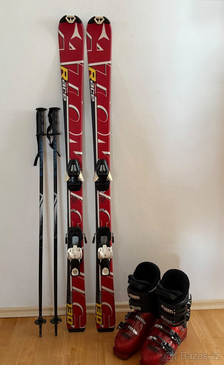 Dětské lyže 130 + lyžáky + hůlky