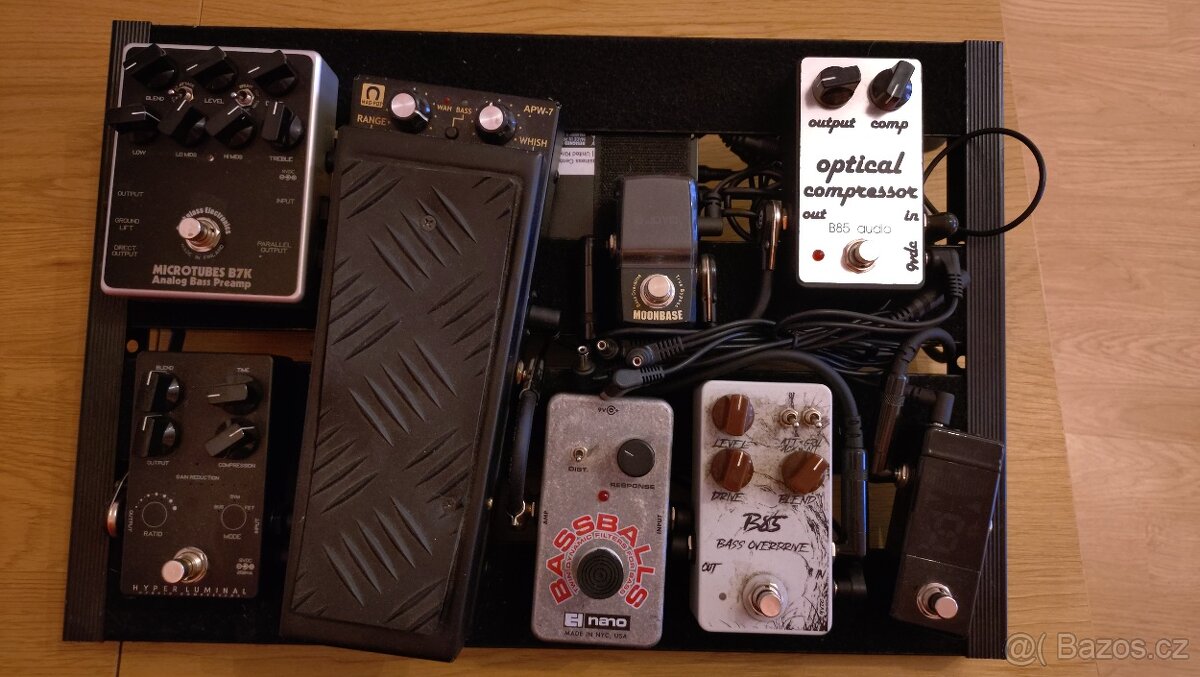 pedalboard Darkglass, B85