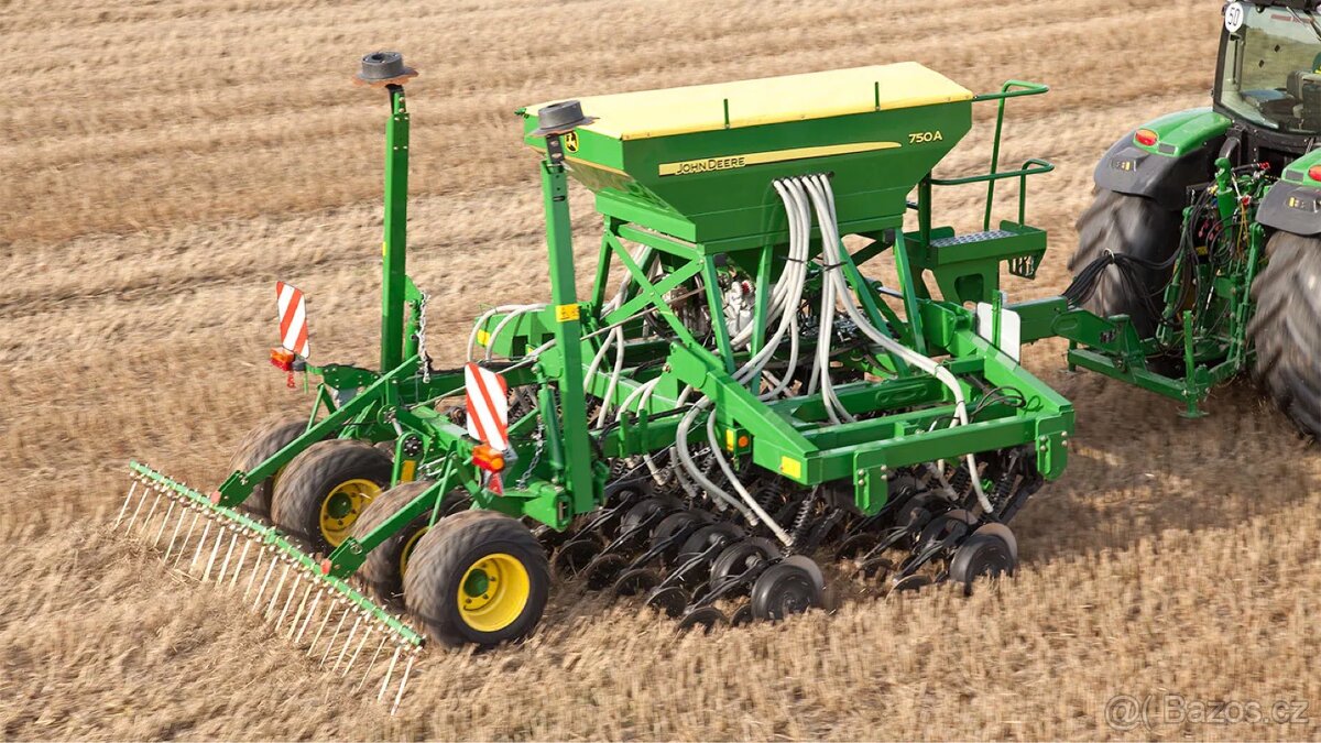 Koupím secí stroj John Deere 750A