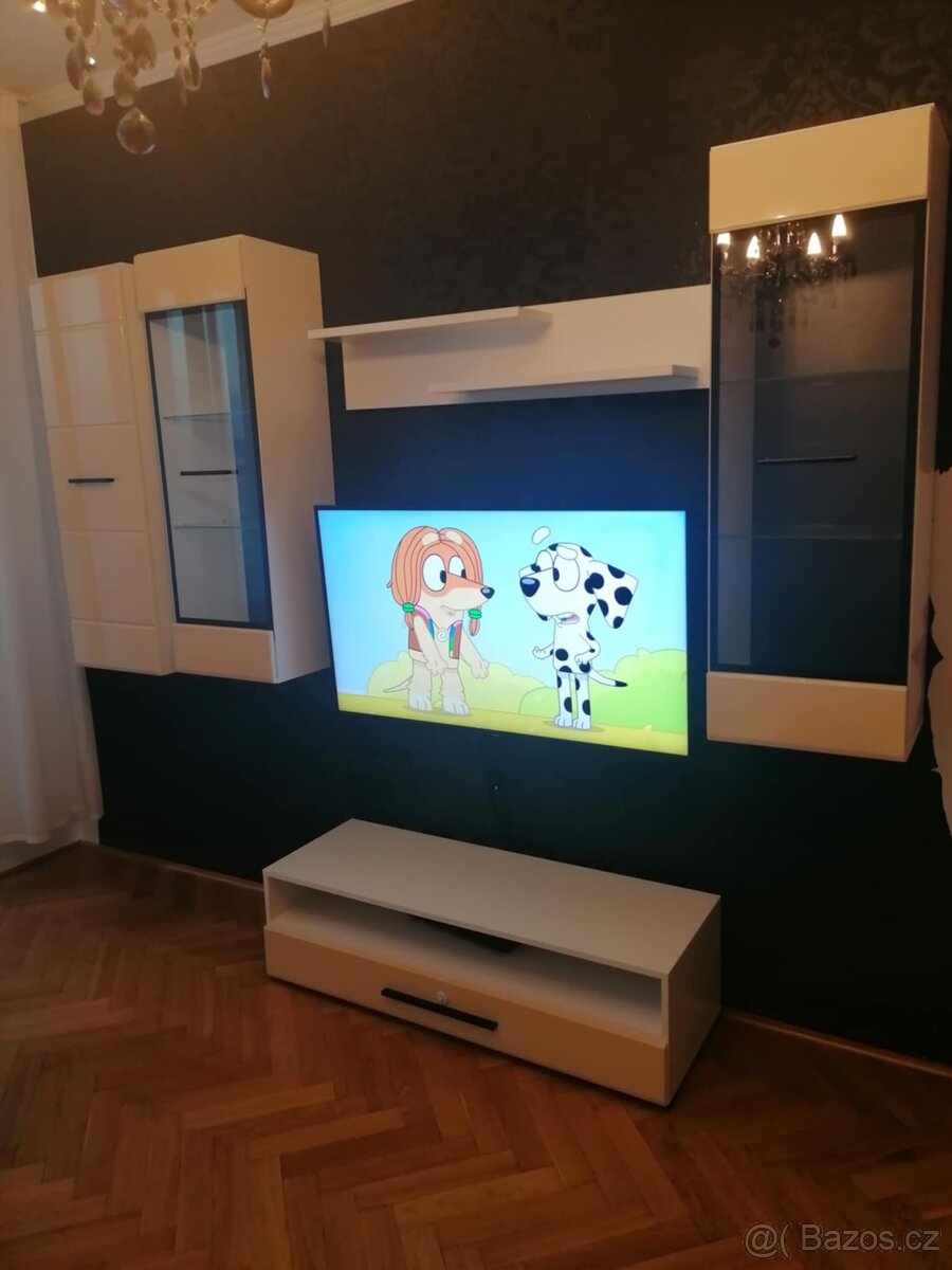 OBÝVACÍ STĚNA ATTENZIONE