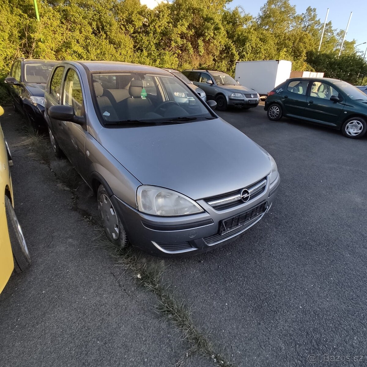Opel Corsa 1.2i na díly