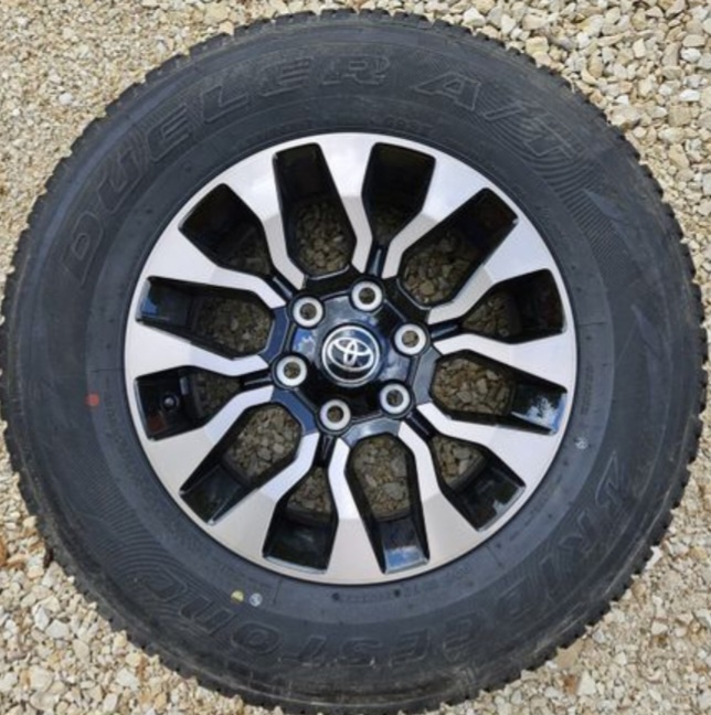alu kola TOYOTA Hilux