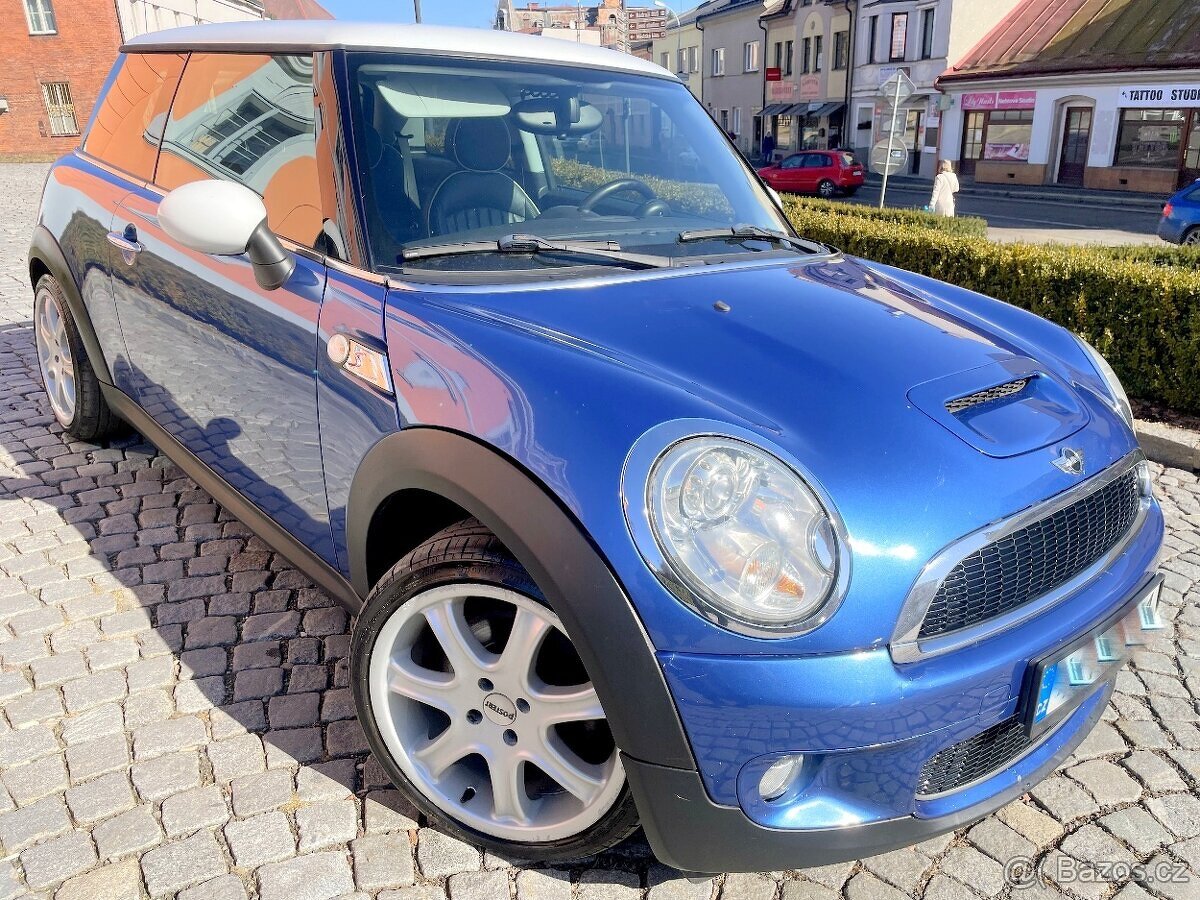MINI COOPER S TURBO 128kW, TOP STAV,ALU,BEZ KOROZE
