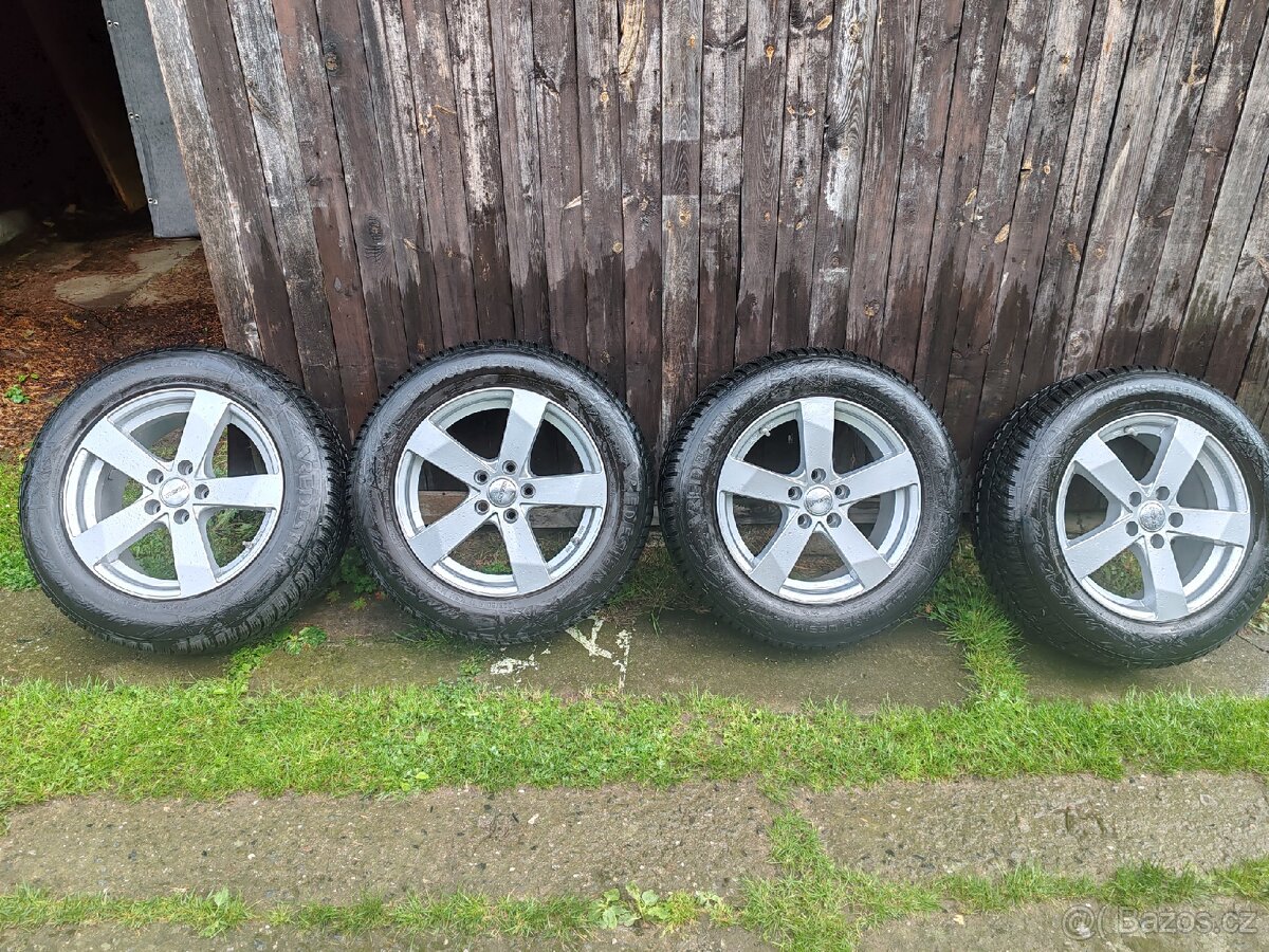 Alu kola dezent 5 ×114.3 225/60/17 Hyundai kia