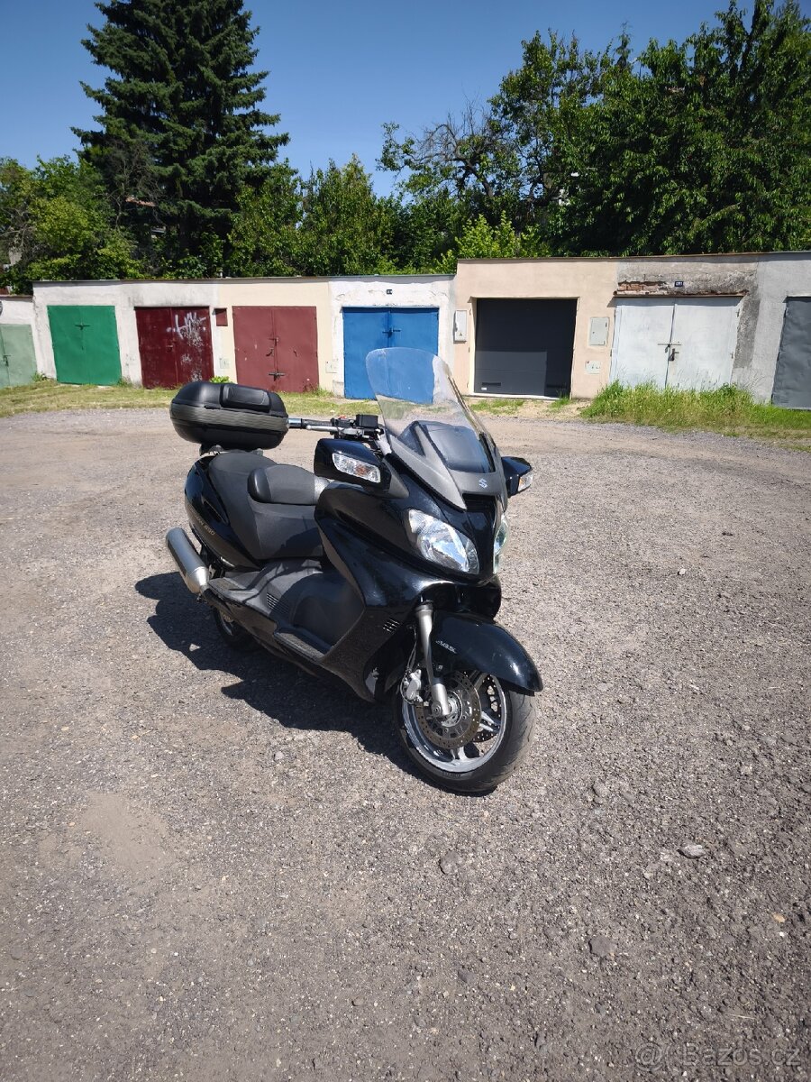 Suzuki AN Burgman 650 executiv nová STK