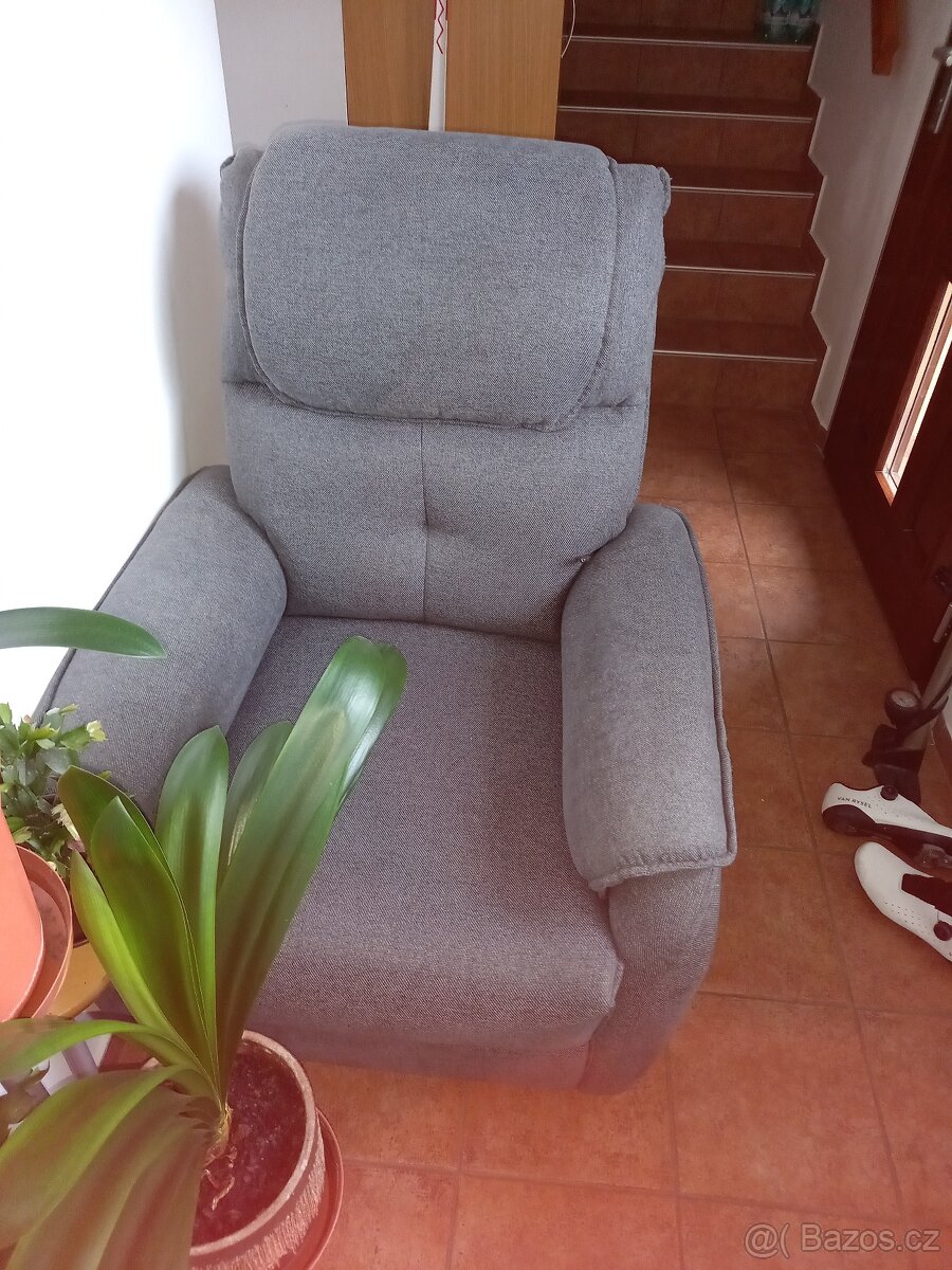 Elektrické relaxační kreslo