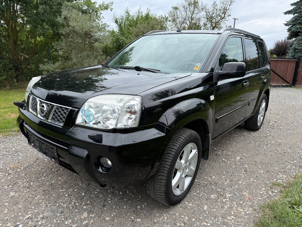 Nissan X-trail,4x4,automat,panorama,tažné