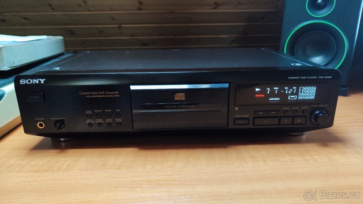 Sony CDP-XE900