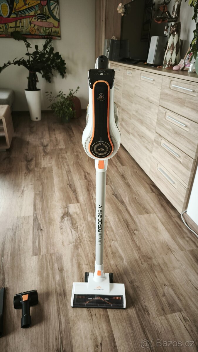 Aku vysavač Eta Supersonic na náhradní díly