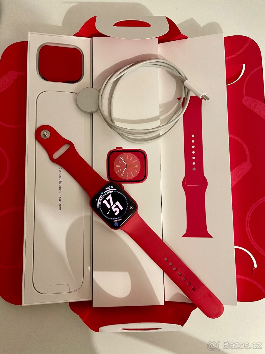 Apple Watch 8 cellular 45mm RED