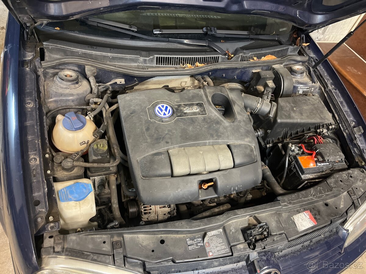 Volkswagen Golf 4 2.0 85 KW Benzinovy