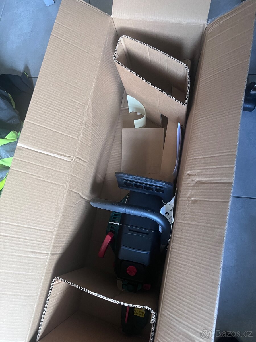 Benzínová řetězová pila PBKS 53 B3