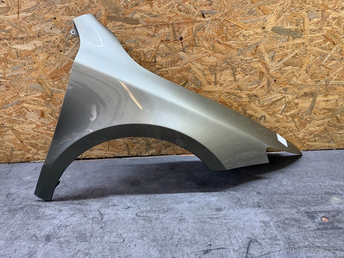 Pravy blatnik Skoda Superb 2 FACELIFT 2013