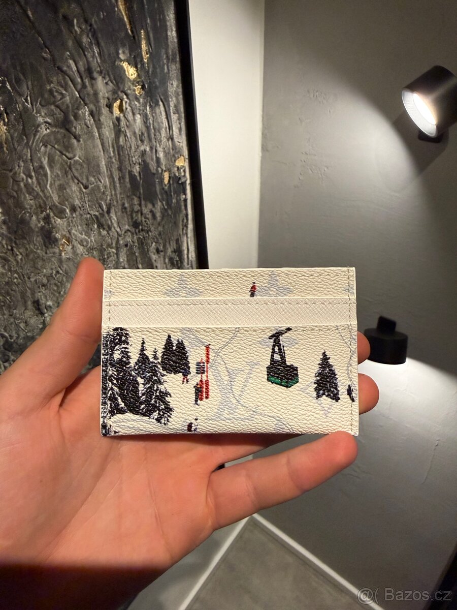 LOUIS VUITTON CARD HOLDER