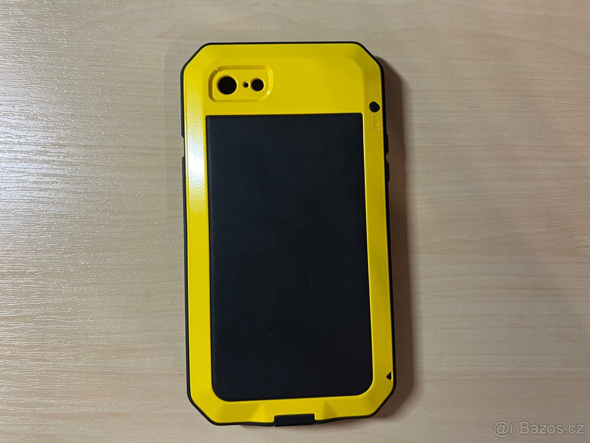 Odolný kryt na iPhone 8