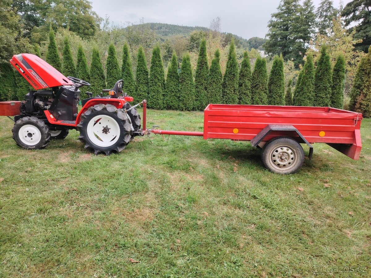 Malotraktor Mitsubishi + vlečka