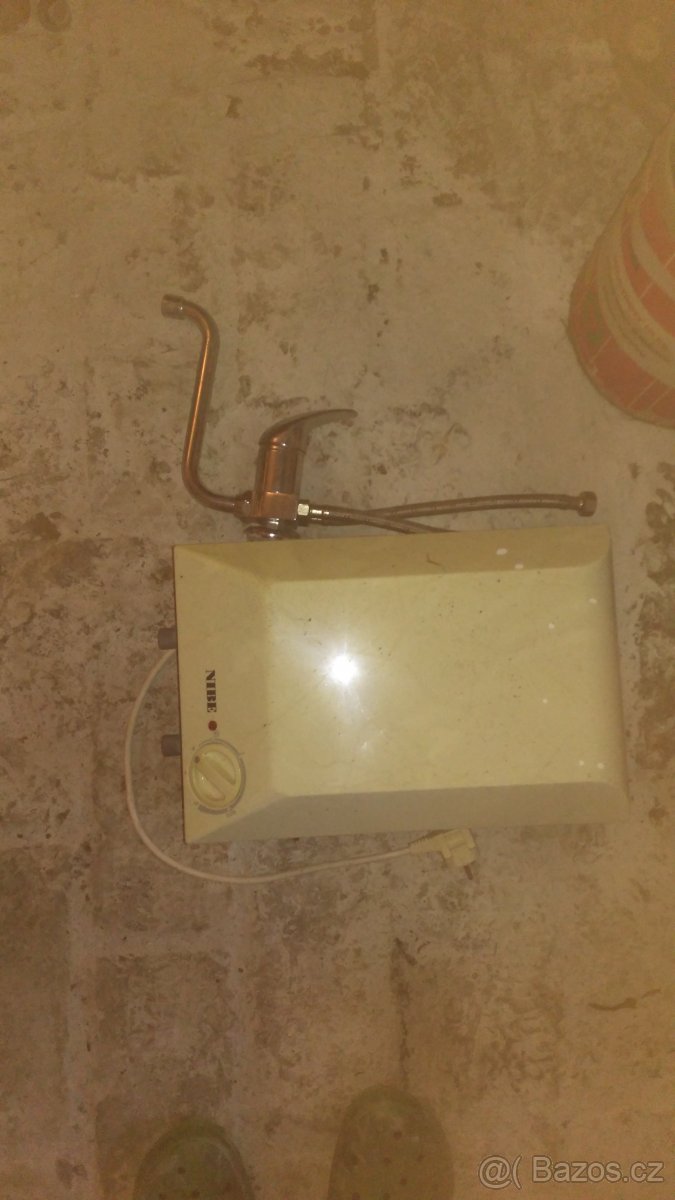 Průtokový ohřívač NIBE