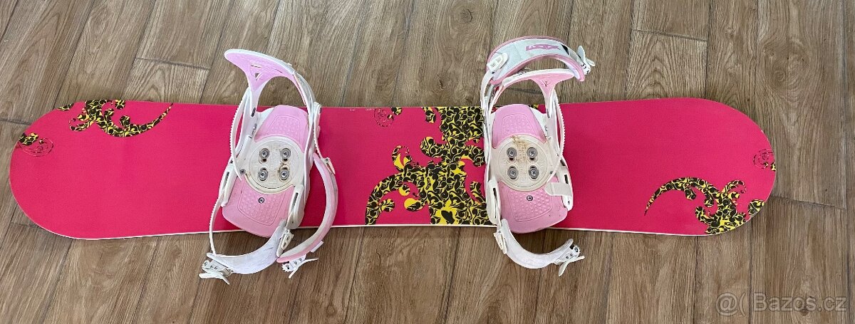 Dívčí ,dámský snowboard 145 cm