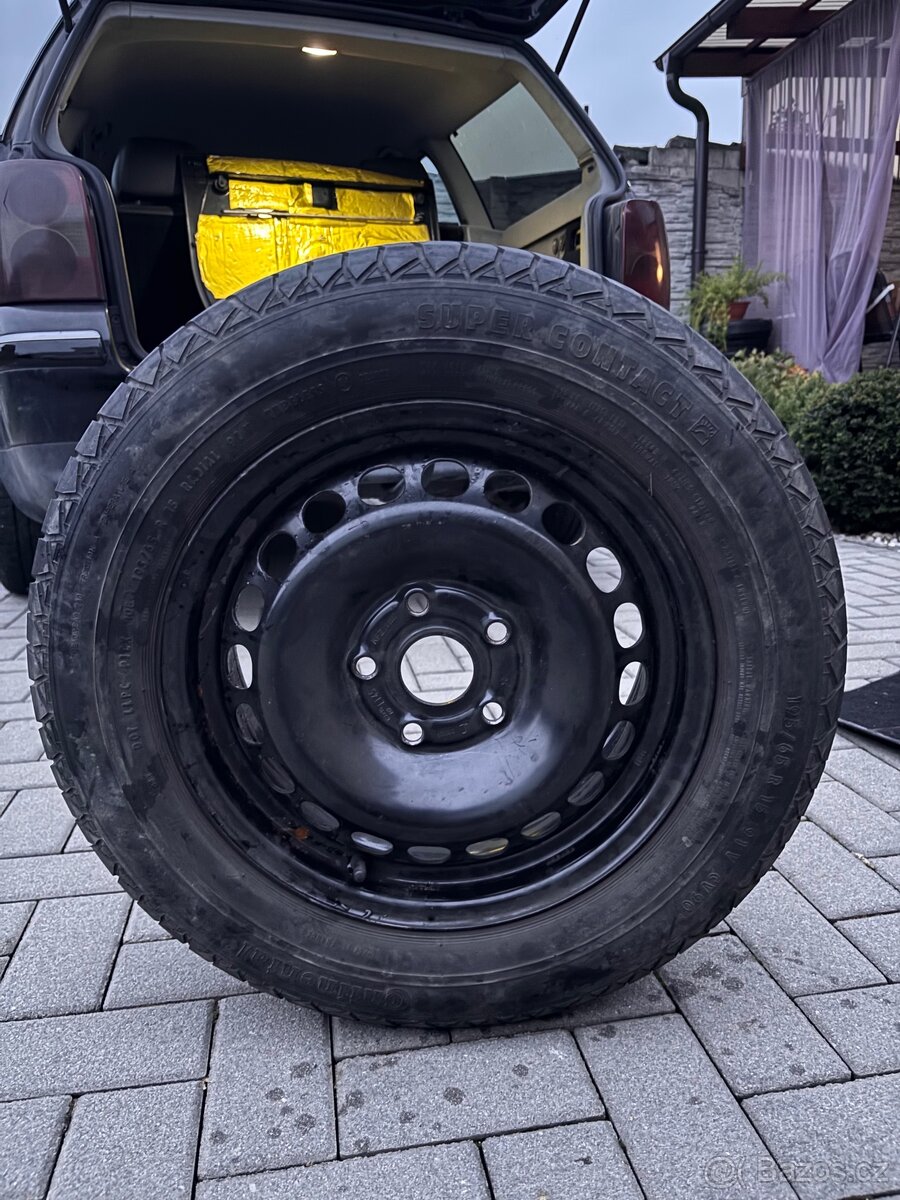 Plnohodnotná rezerva