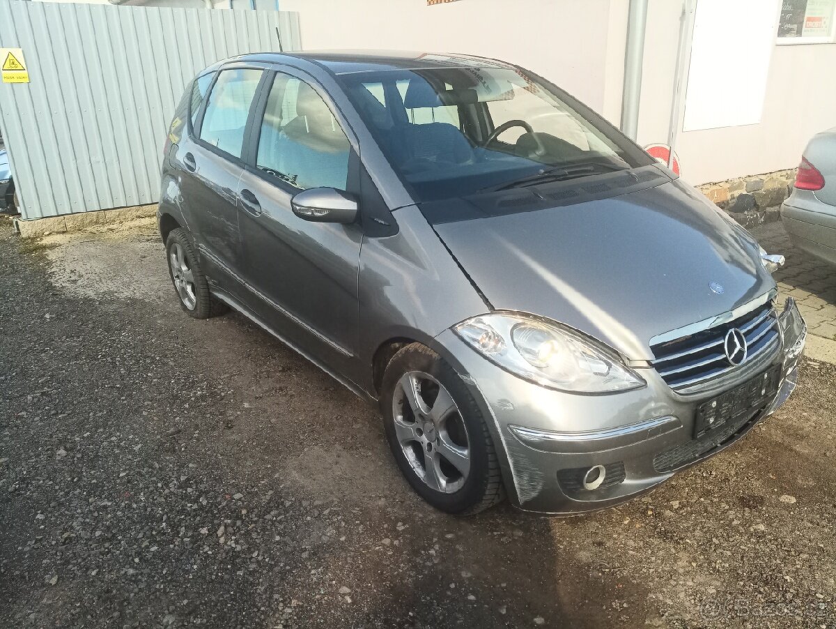 Mercedes Benz A170 W169 2007 266.940 640.941