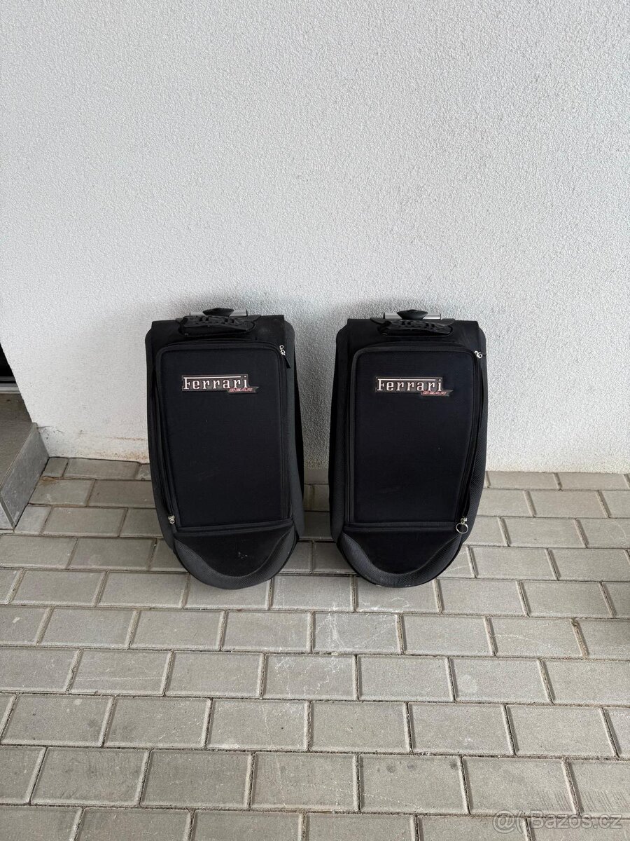 příruční zavazadlo Ferrari