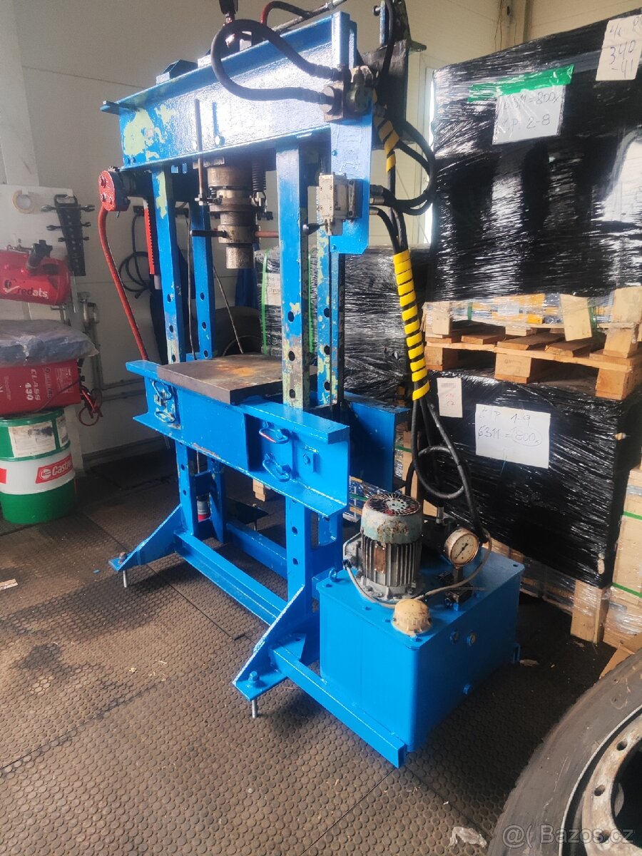 Hydraulický lis