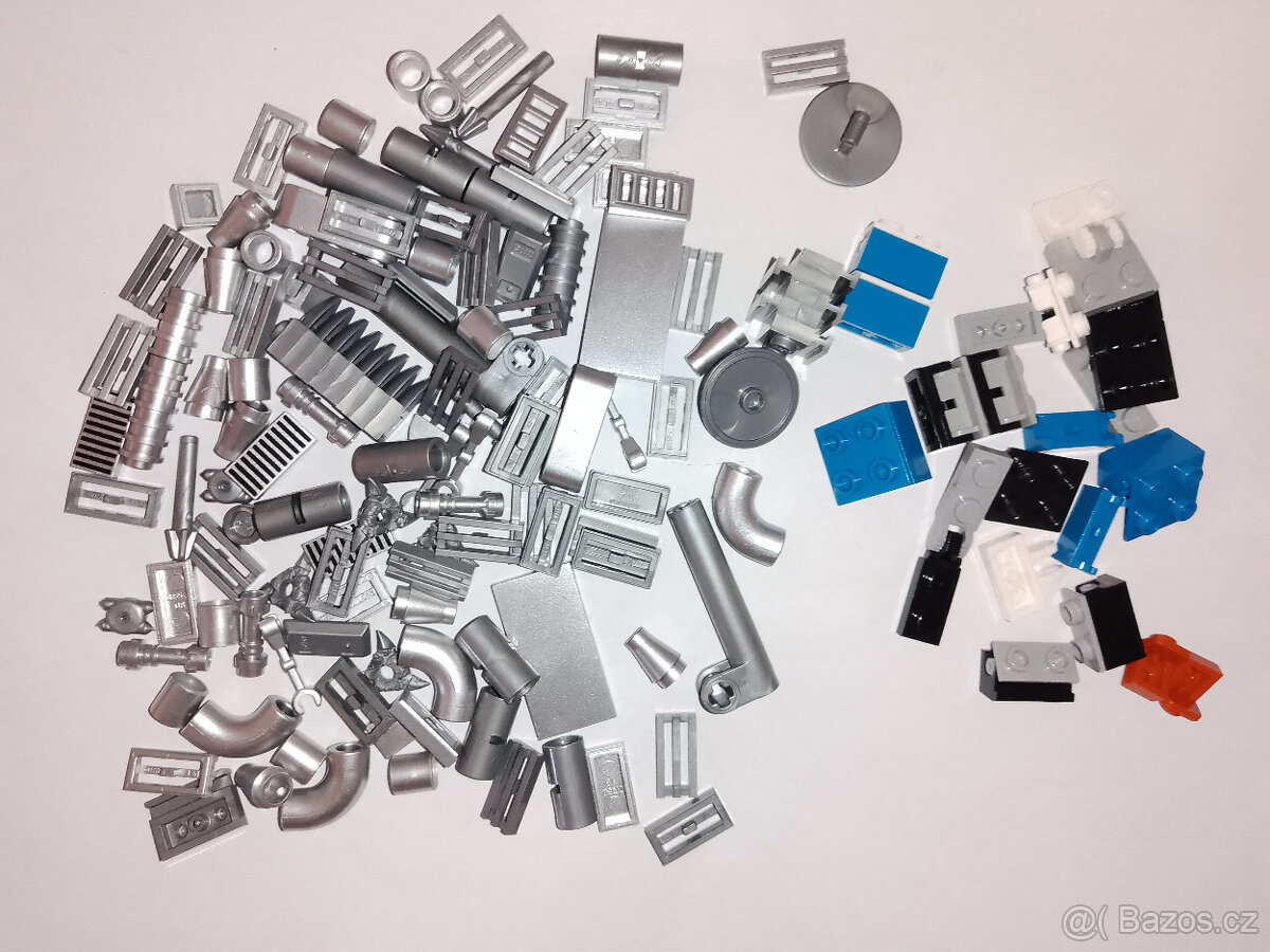 směs lego dílů, převážně neoriginál, kvalitní
