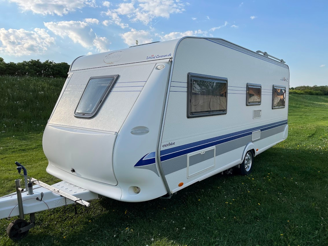 Karavan Hobby 540 UFe Excelsior 2006 MOVER, MARKÝZA TV 1A