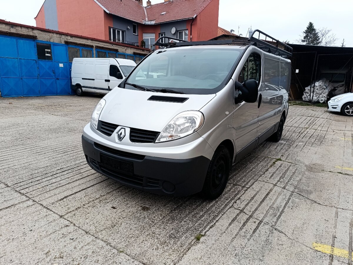 Renault Trafic Long