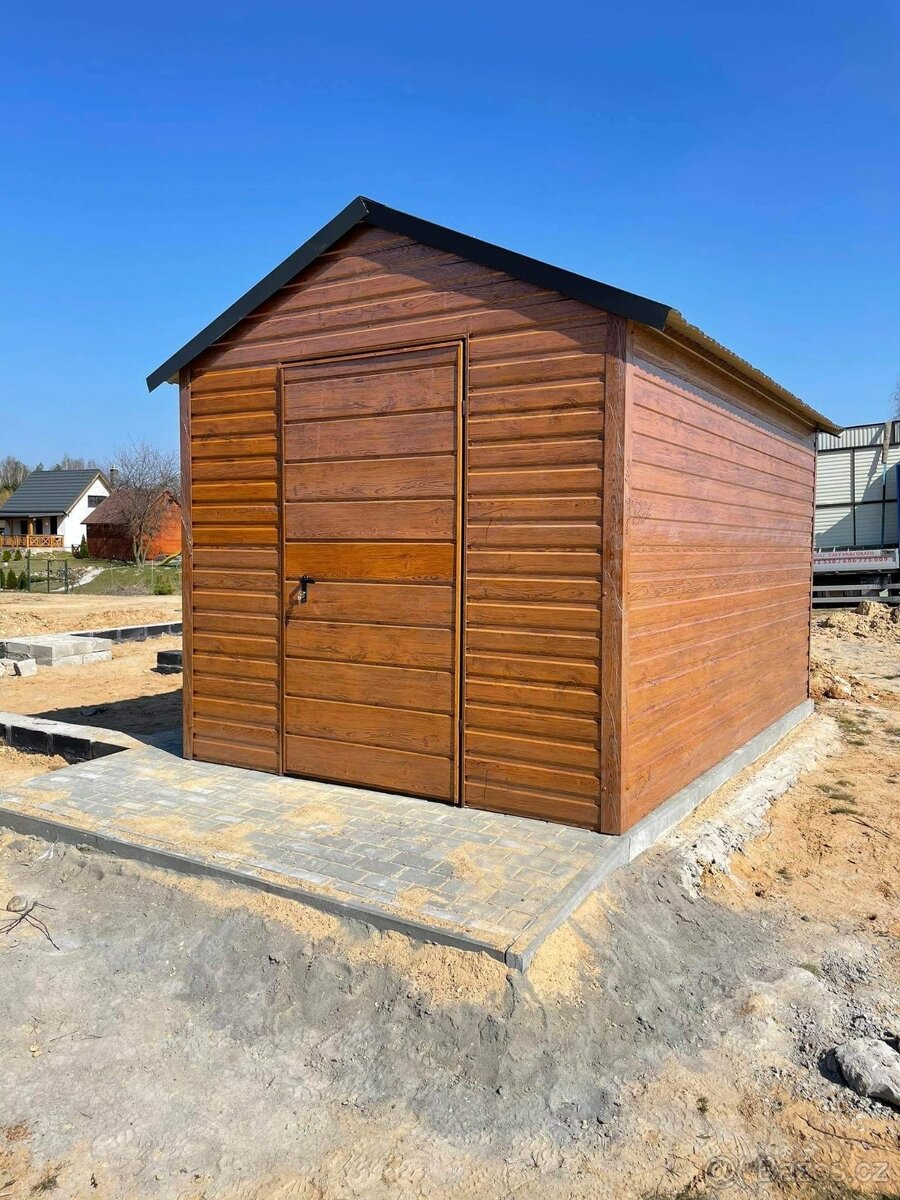 Plechová garáž 2,5x4m