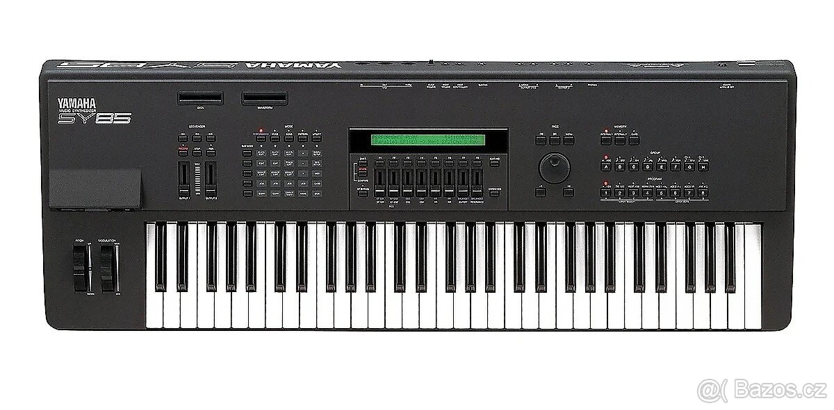 Yamaha SY 85 Syntetizér
