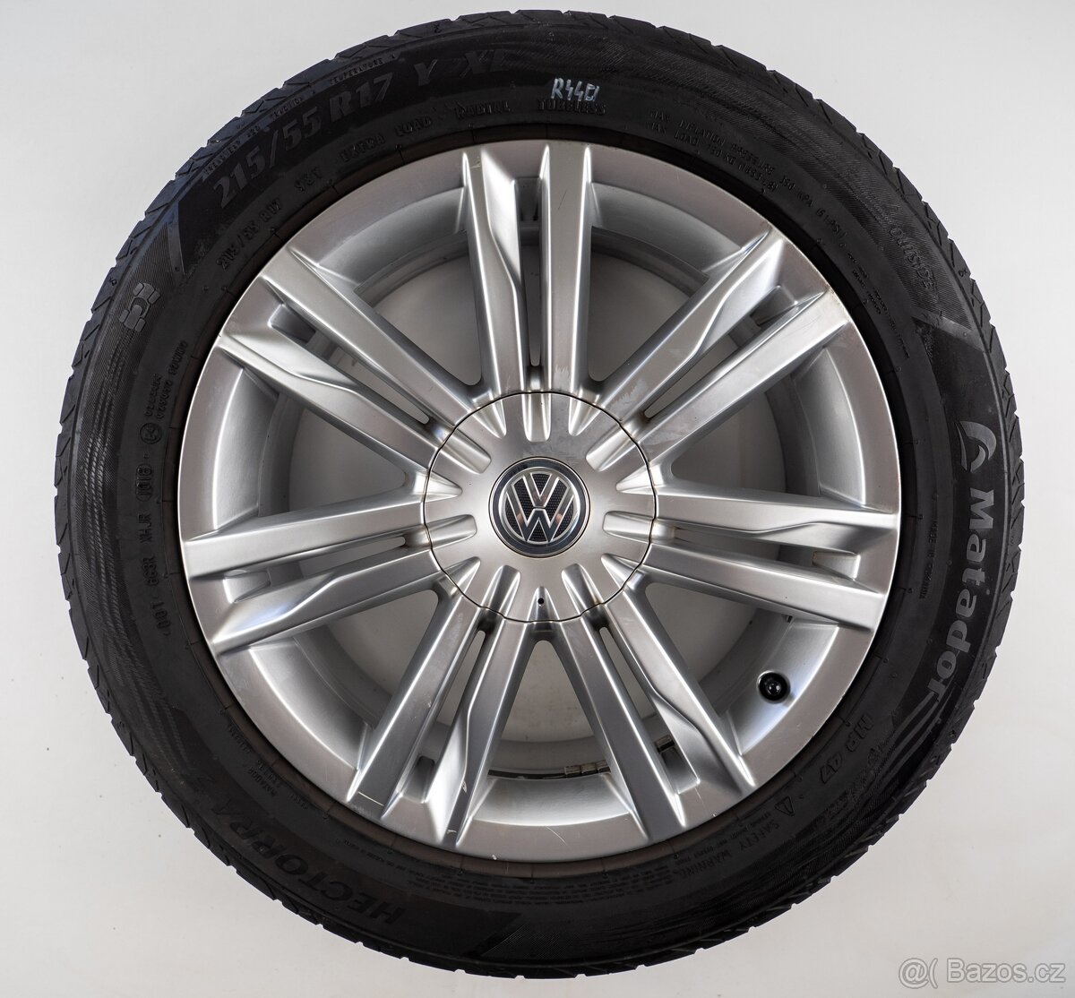Volkswagen Golf - Originání 17" alu kola - Letní pneu