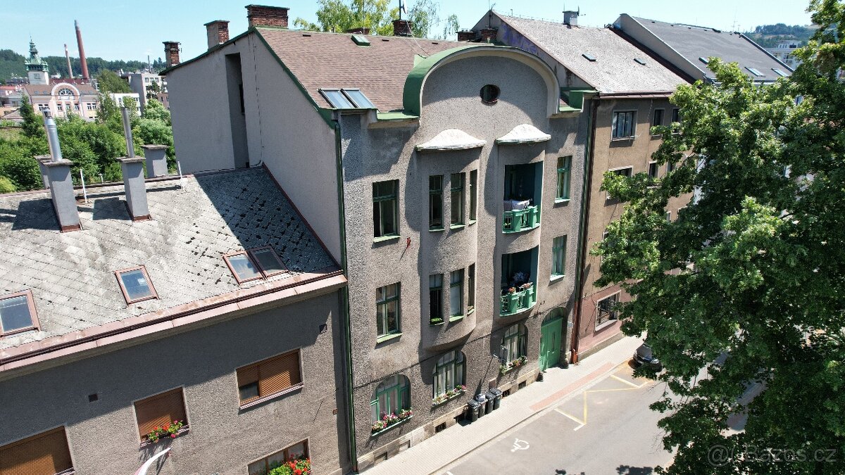 Pronájem bytu 3+kk – Řezníčkova ulice, Náchod