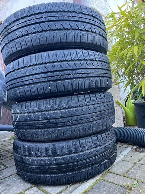 Zimní pneu NOKIAN 215/65 R16C
