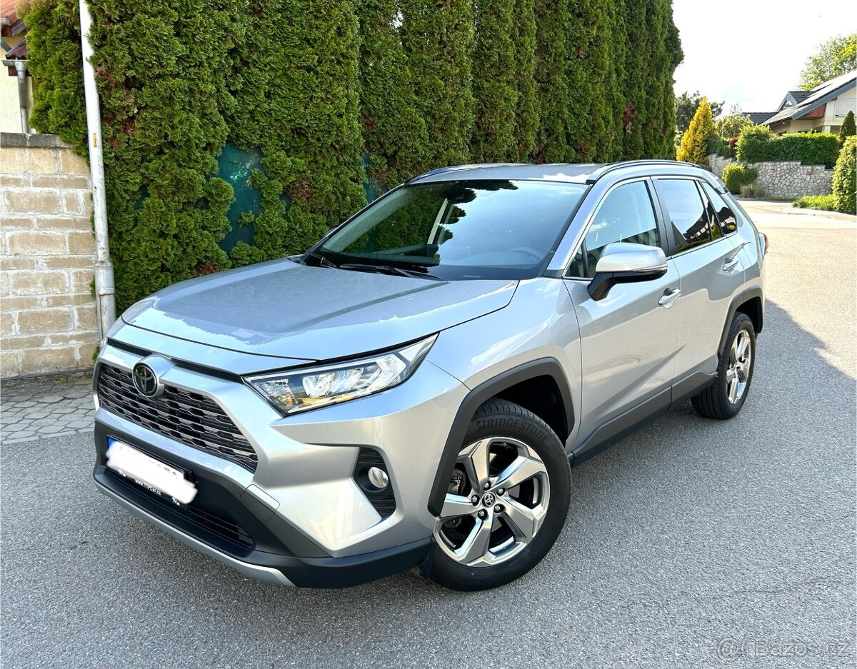 KOUPÍM Toyota RAV 4