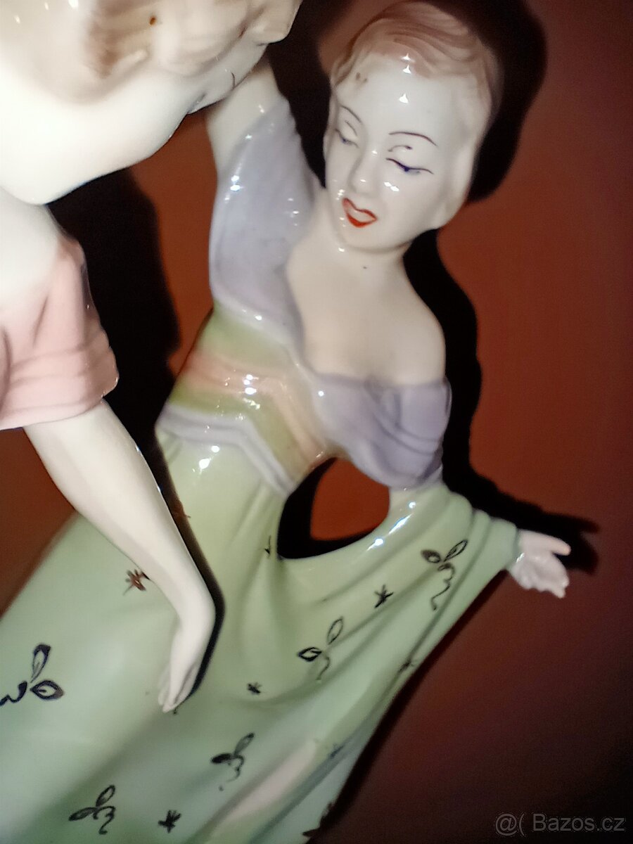 Tančící dívky. ROYAL DUX- ART-DECO sig. ELLY STROBACH