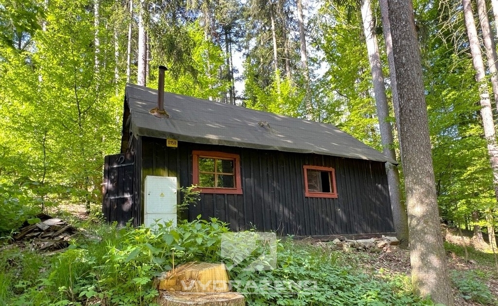 Chata (30 m2), Kaliště, Praha – východ