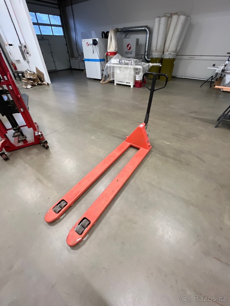 Paletový vozík ruční, délka 1800