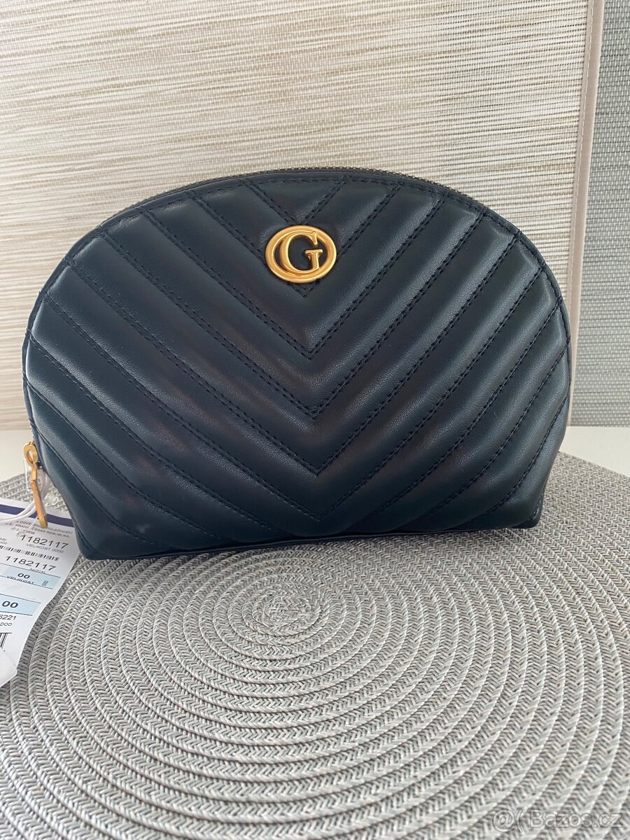 Kosmetická taštičks Guess nová