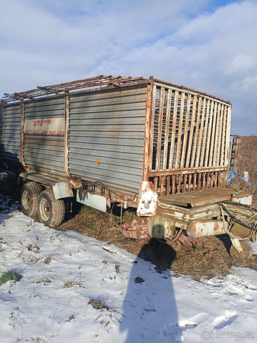 Sběrací vůz MV3-042