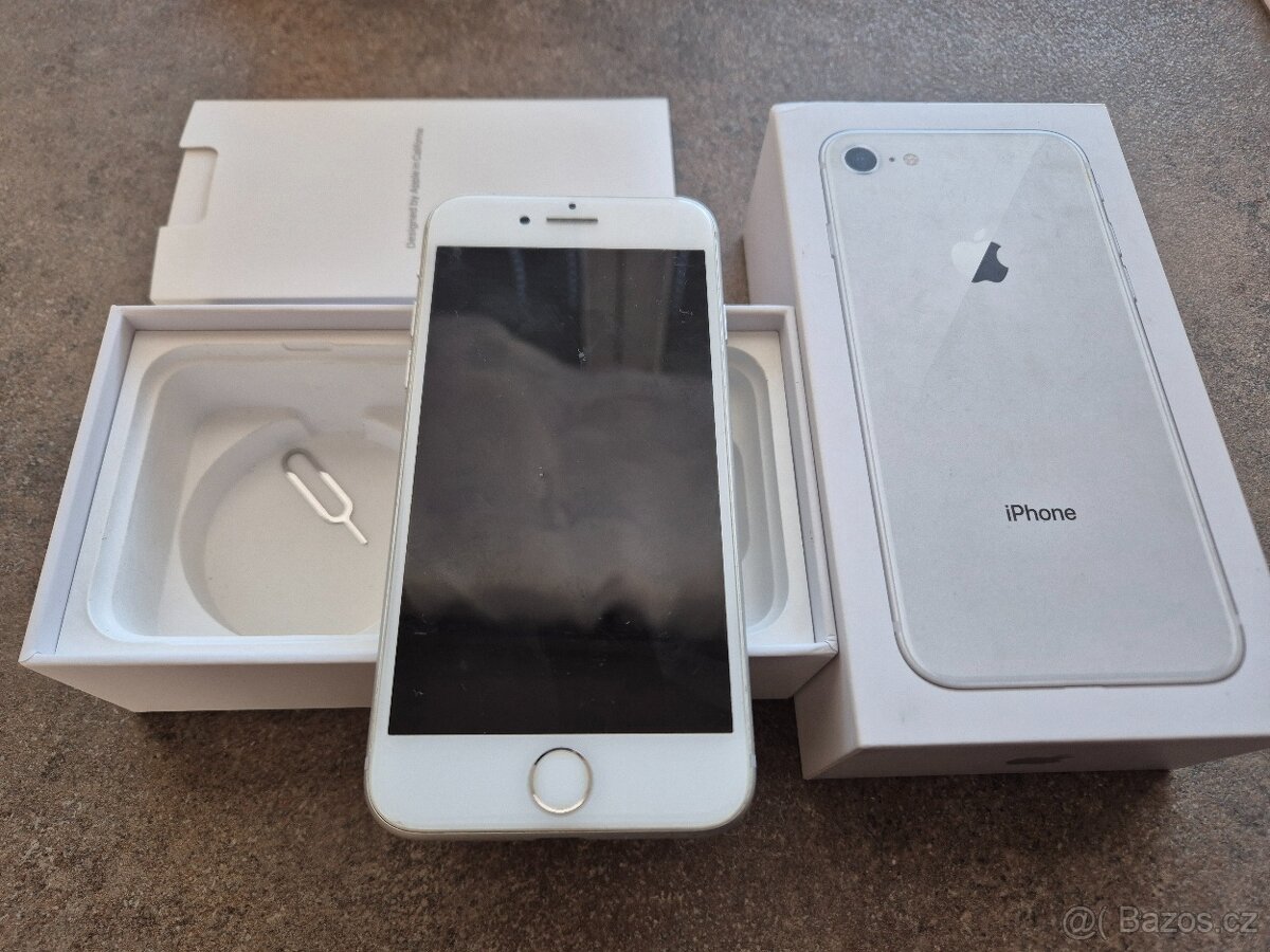 iPhone 8, 64 Gb, nová baterie