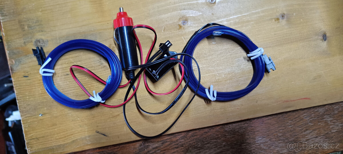 Modry led pasek do zapalovace