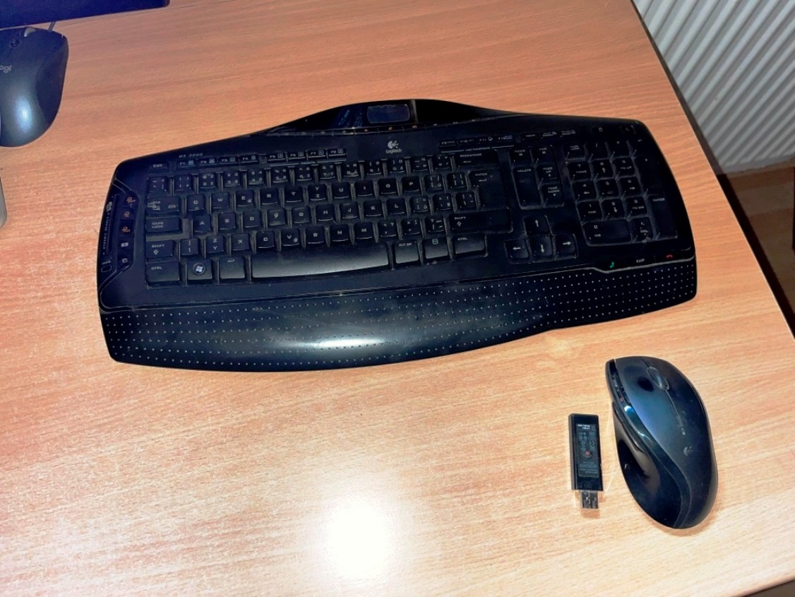 Logitech MX-3200 bezdrátový set