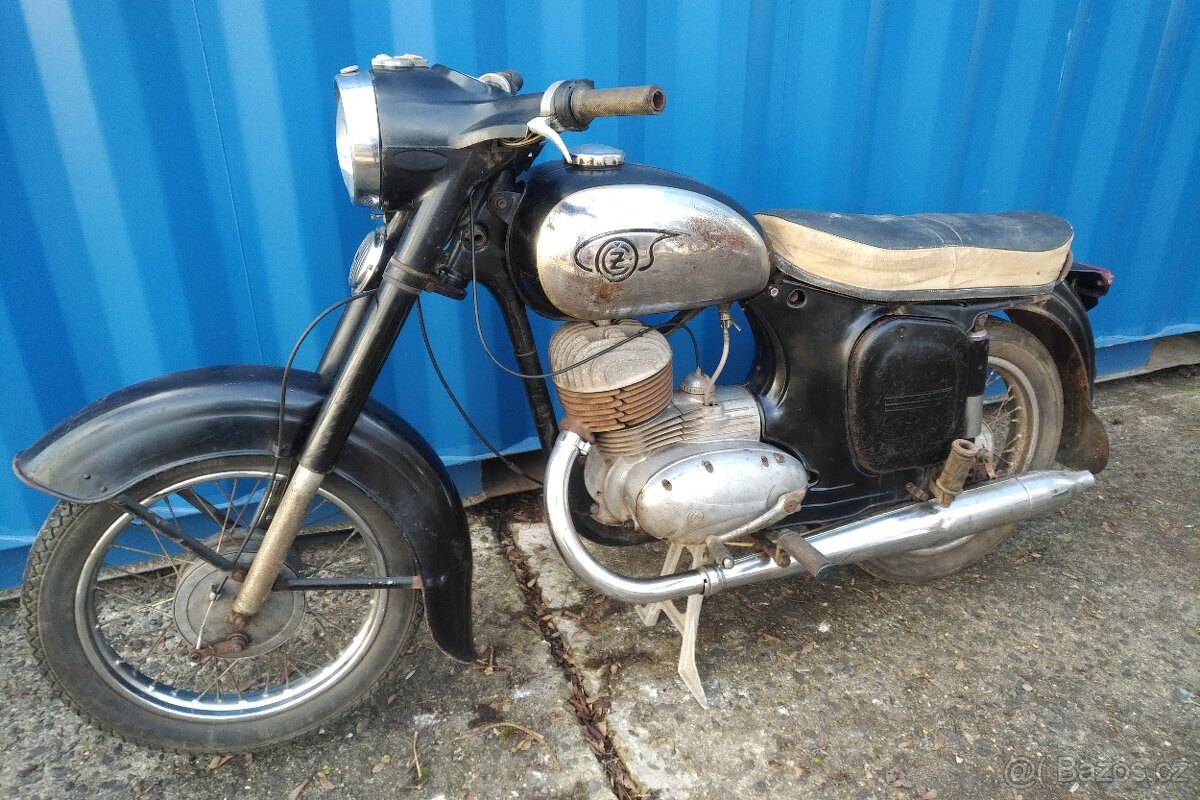 ČZ 250 typ 455/05 Deluxe rok 1964 Platné TP