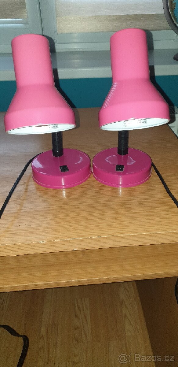 Růžové lampičky
