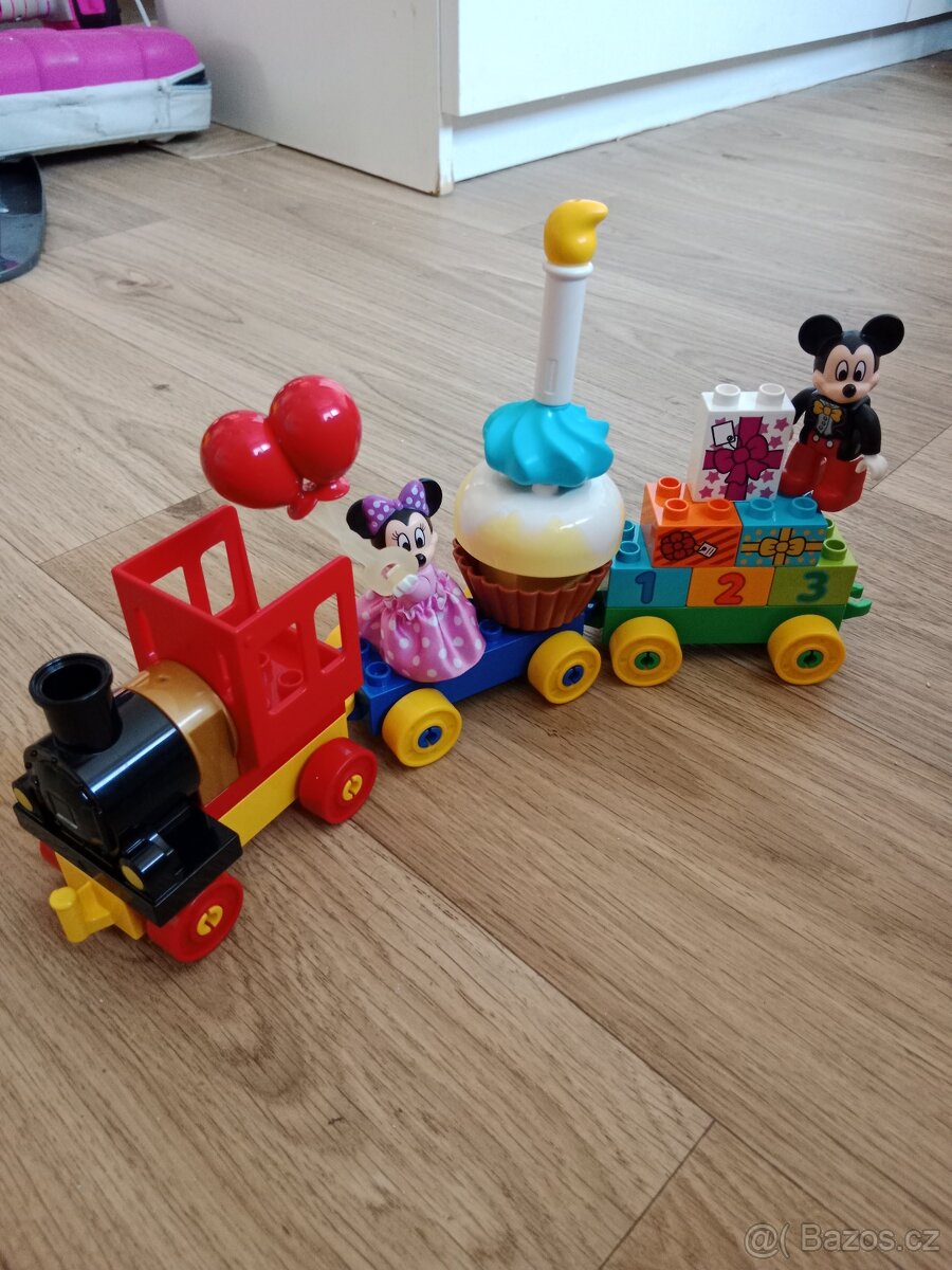 Lego Duplo Mickeyho vlak