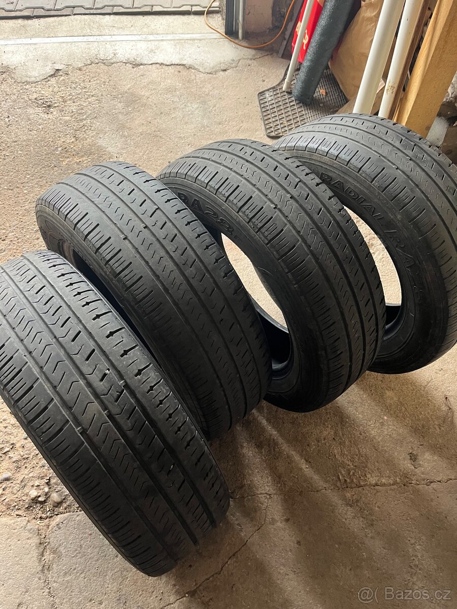 Letní pneu 205/65/16C Hankook