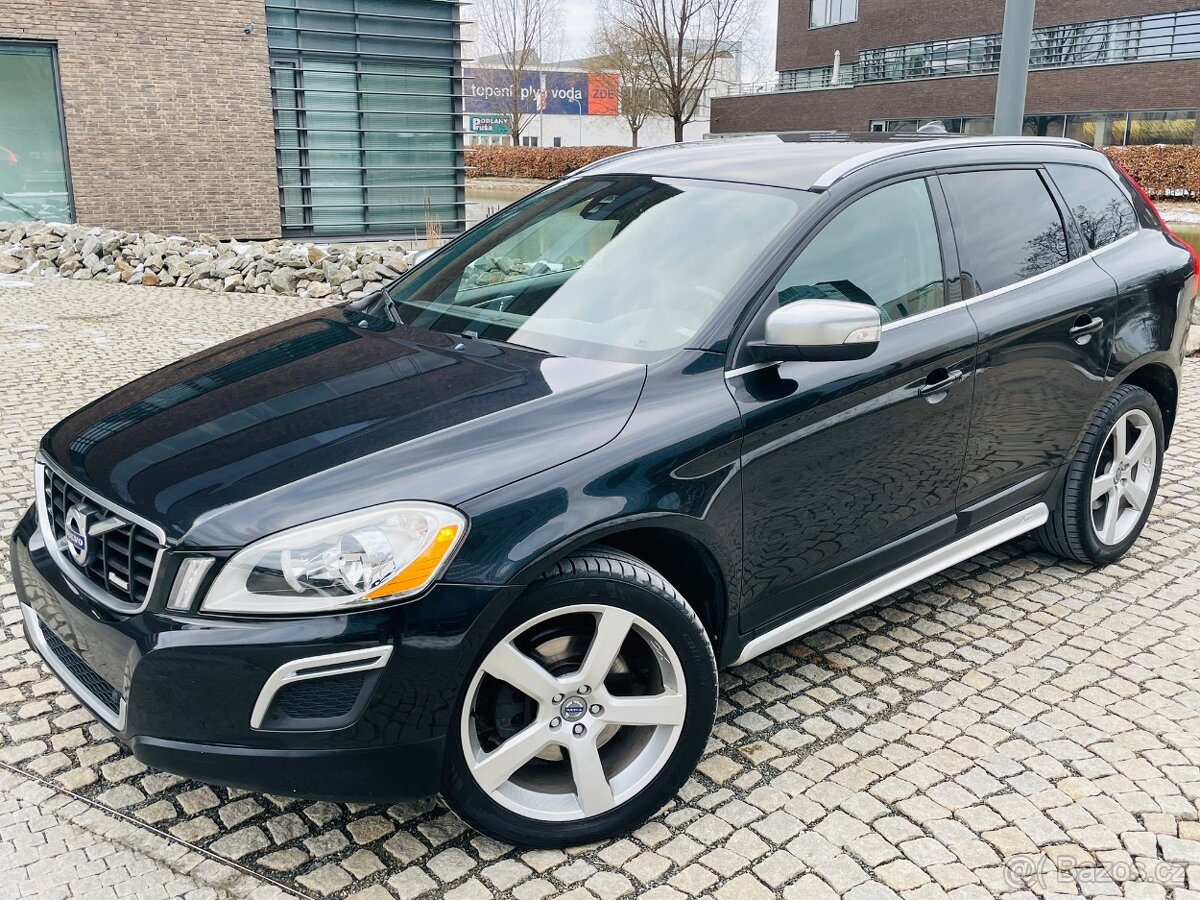Volvo XC60 2.0 5VALEC MANUÁL R-DESIGN 2WD SERVISKA